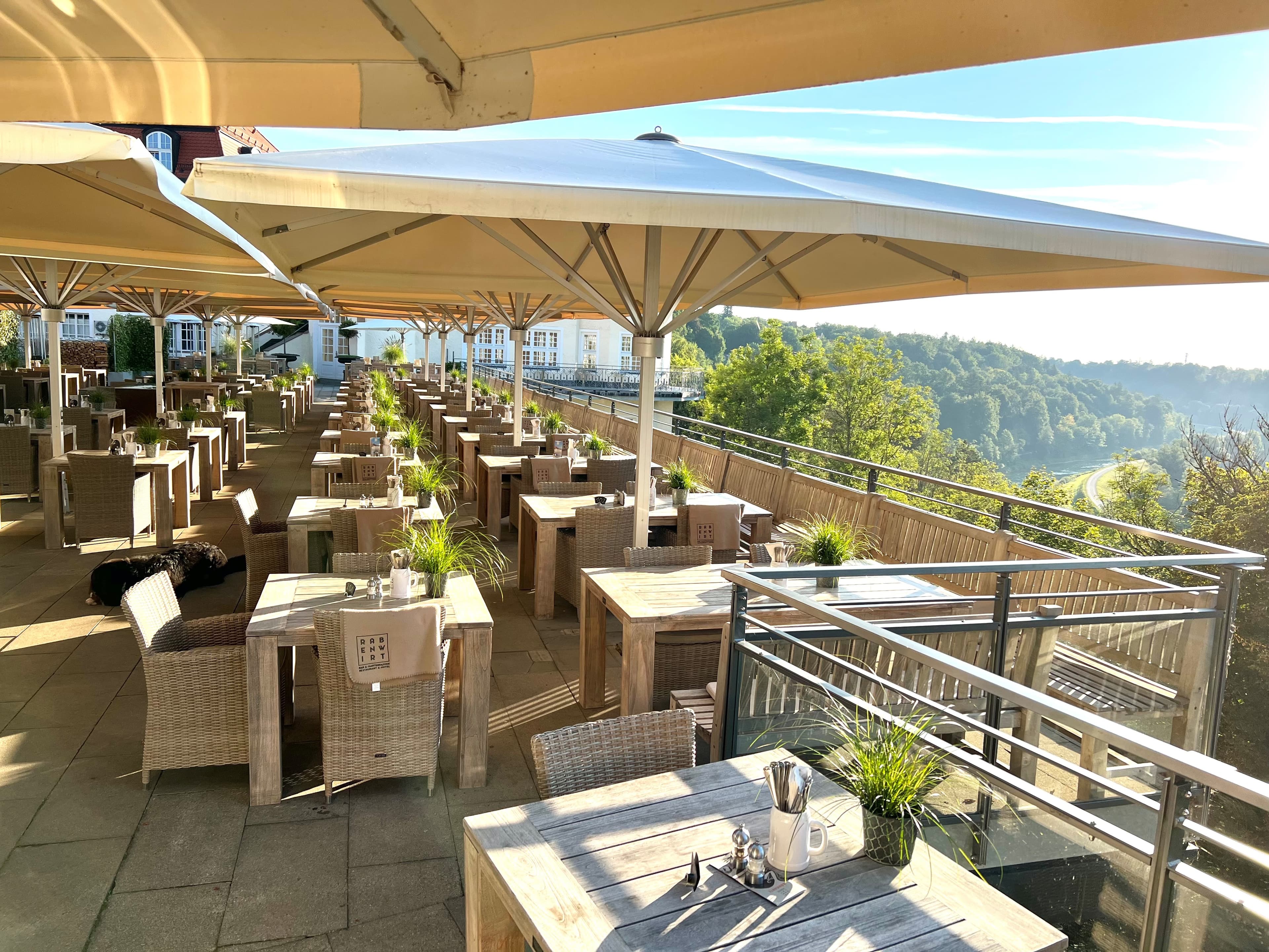 Rooftop-Bar